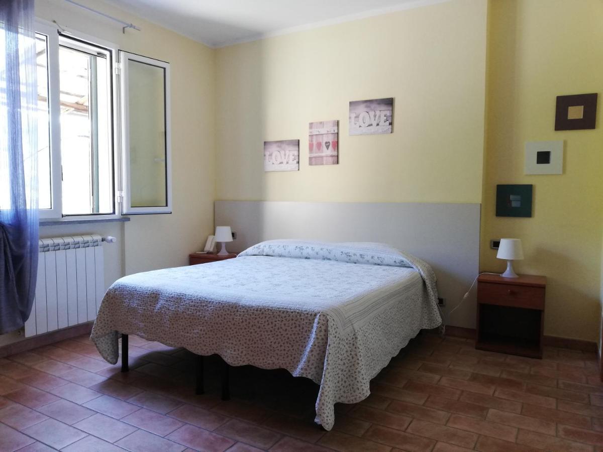 Locanda Ca De Rusitta Vezzi Portio Εξωτερικό φωτογραφία